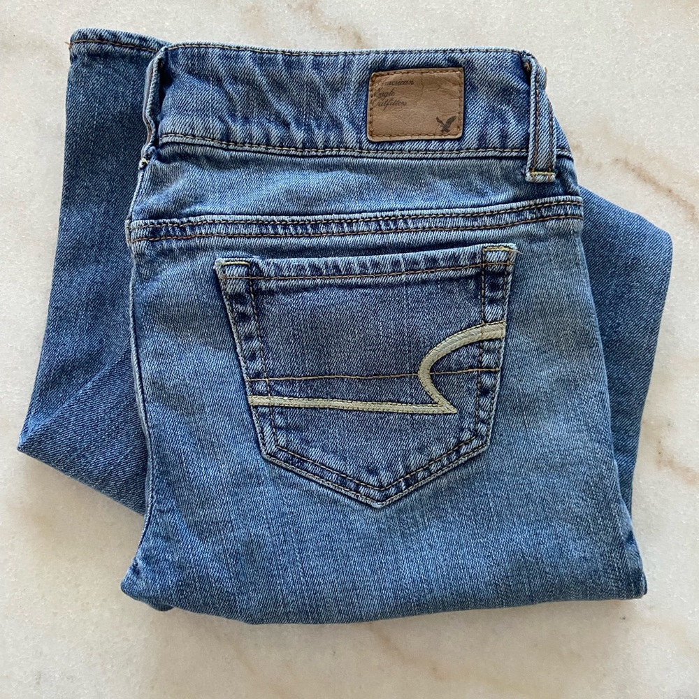 American Eagle Artist Light Wash